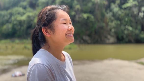 DƬ